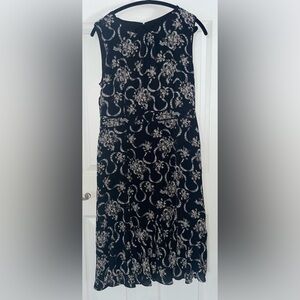 Talbots Black and White Patterned Sleeveless Midi Dress Size 10